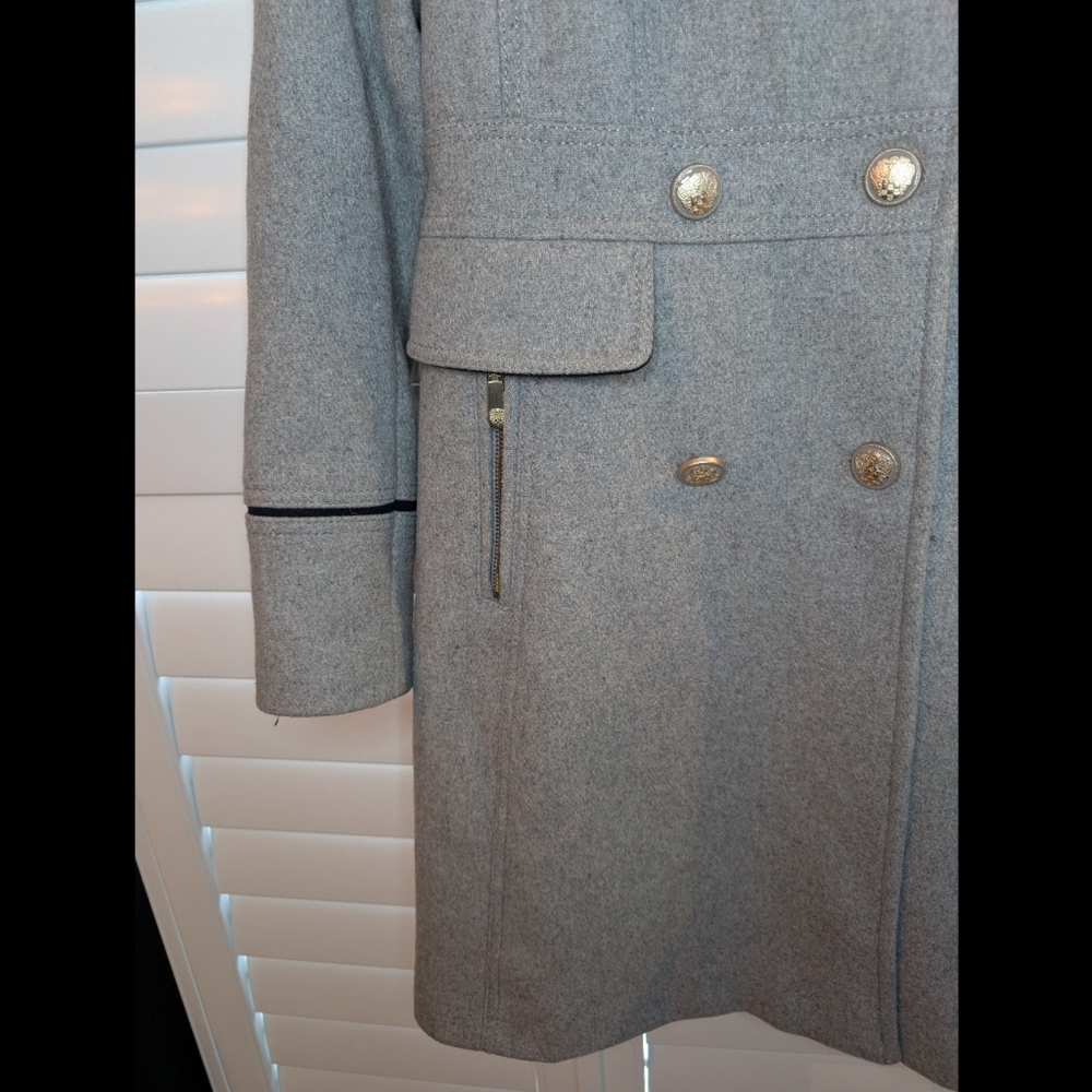 Vince Camuto Grey Wool Blend Double-Breasted Coat – Size Small - Picture 6 of 16